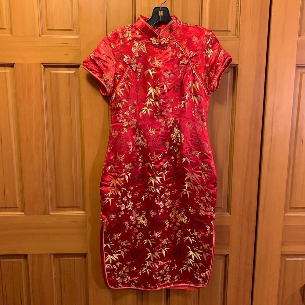 Chinese Qipao Traditional Dress